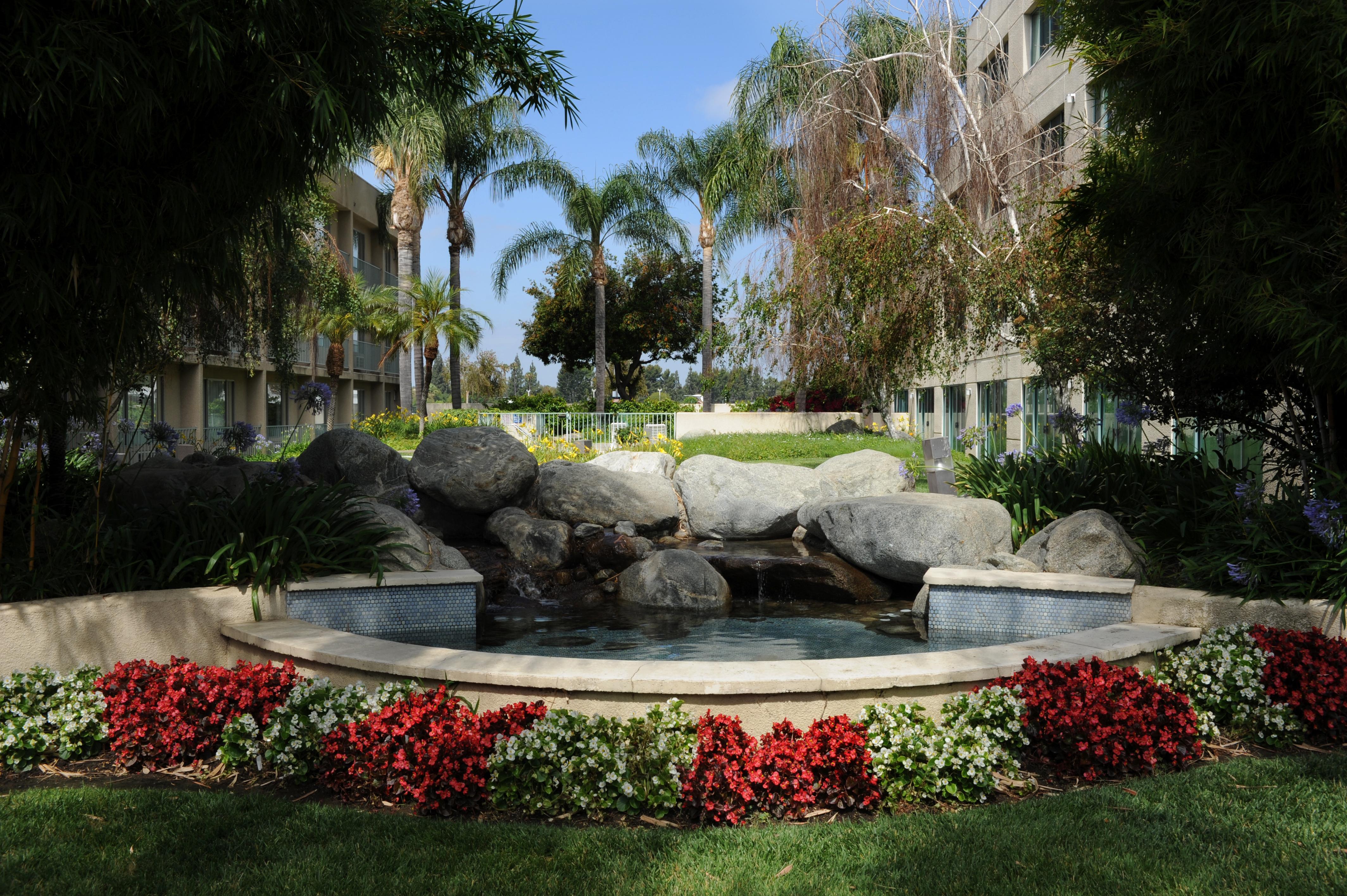 Airtel Plaza Los Angeles
